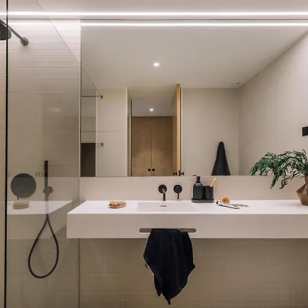 Fuseta - 2 Bedrooms And Parking In Santo Antonio Appartement